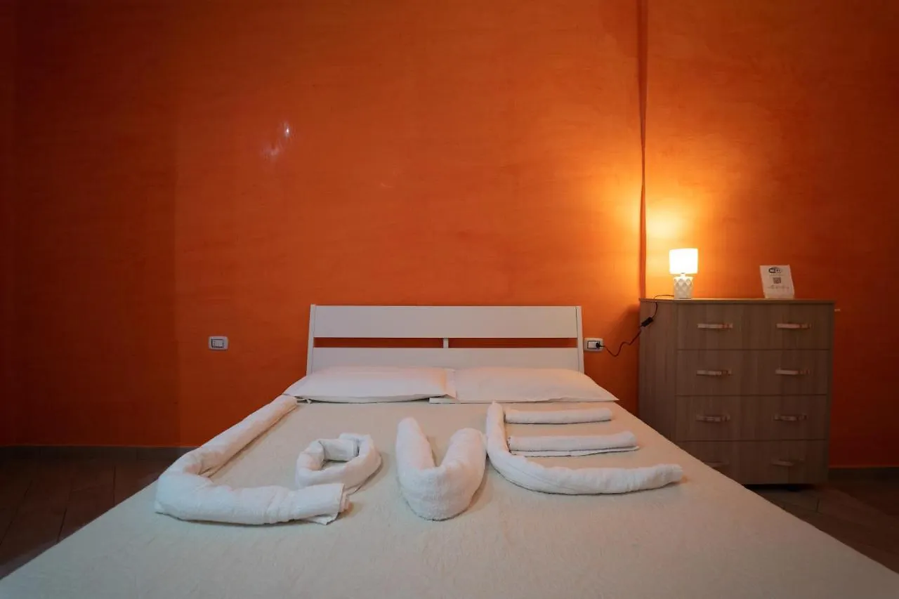Guest house O Vic' Stritt' Hotel Naples Italy