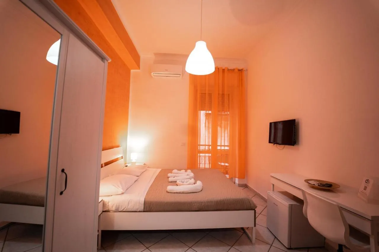 O Vic' Stritt' Hotel Naples 0*,  Italy