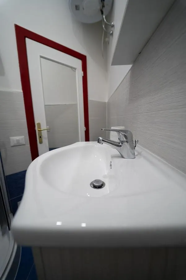 Guest house O Vic' Stritt' Hotel Naples Italy