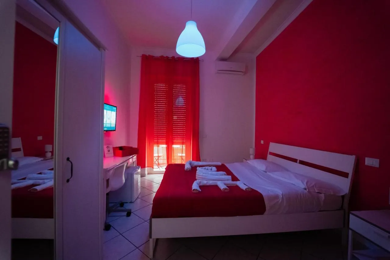 Guest house O Vic' Stritt' Hotel Naples