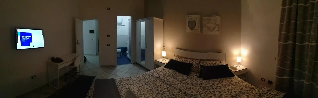 O Vic' Stritt' Hotel Naples Italy