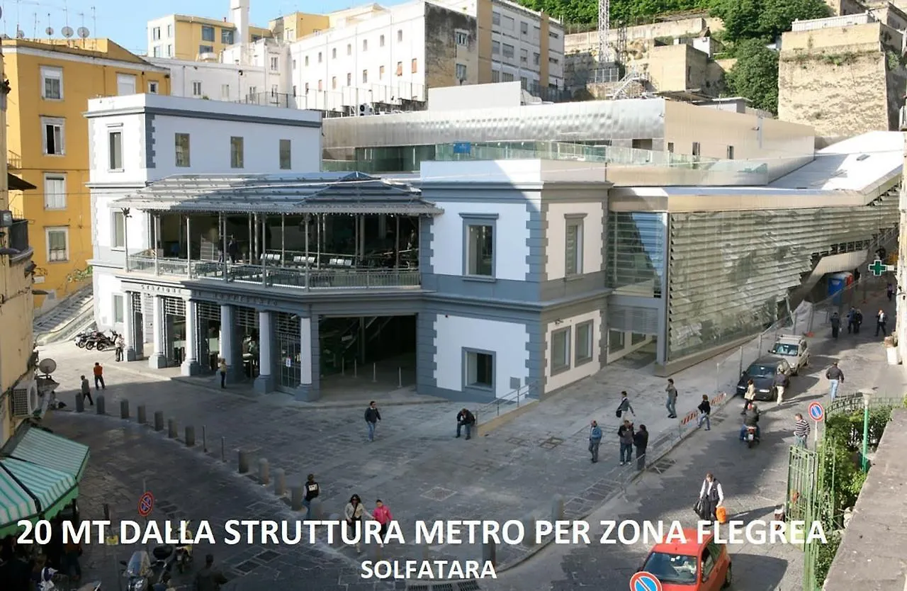 Guest house O Vic' Stritt' Hotel Naples